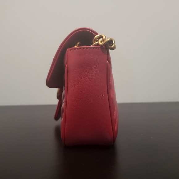 *SOLD*GG Marmont matelassé mini bag - Picture 7 of 13
